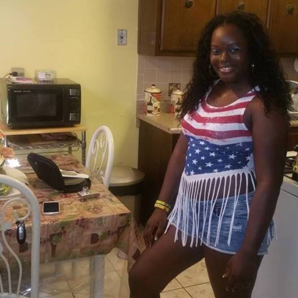 Meet your Posher, Tiffany